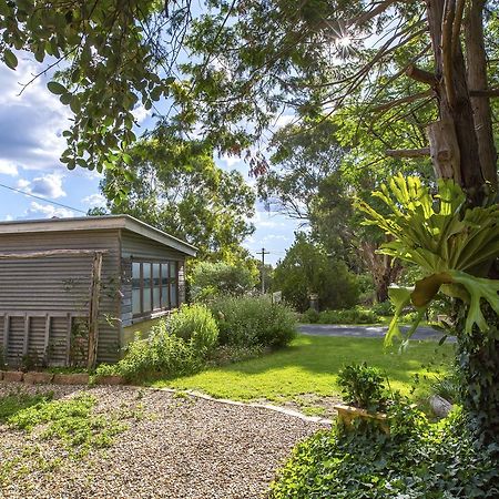 Wisteria Cottage Wyberba Exterior photo